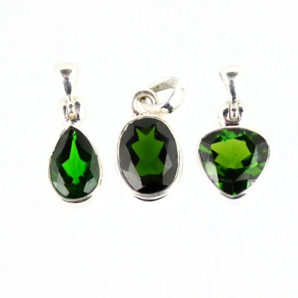Chrome Diopside Sterling Silver Pendant