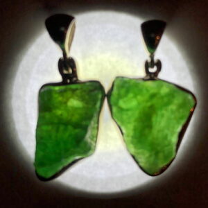 Home crystals emerald pendant rough illuminated Pur Crystal