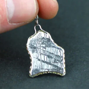 Muonionalusta Meteorite, Bright Organic Shape Pendants