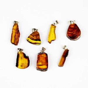 Amber, Pendants