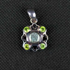 Peridot 5 Stone Cross Shape Transparent