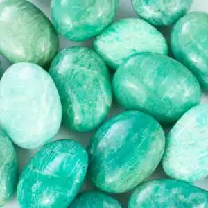 New Featured Stones AMAZONITE PALMSTONE Pur Crystal