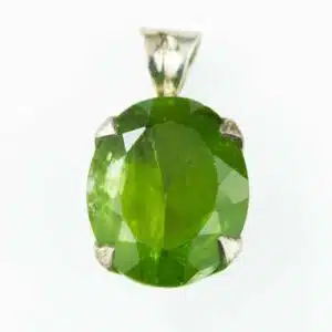 New Featured Stones peridot faceted 1 Pur Crystal
