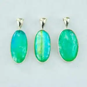 New Featured Stones rainbow moonstone green 1 Pur Crystal